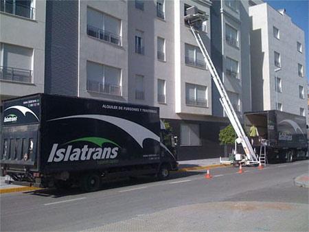 Comerciales Islatrans, ¿Por qué recibir su visita? Comerciales Islatrans, ¿Por qué recibir su visita?